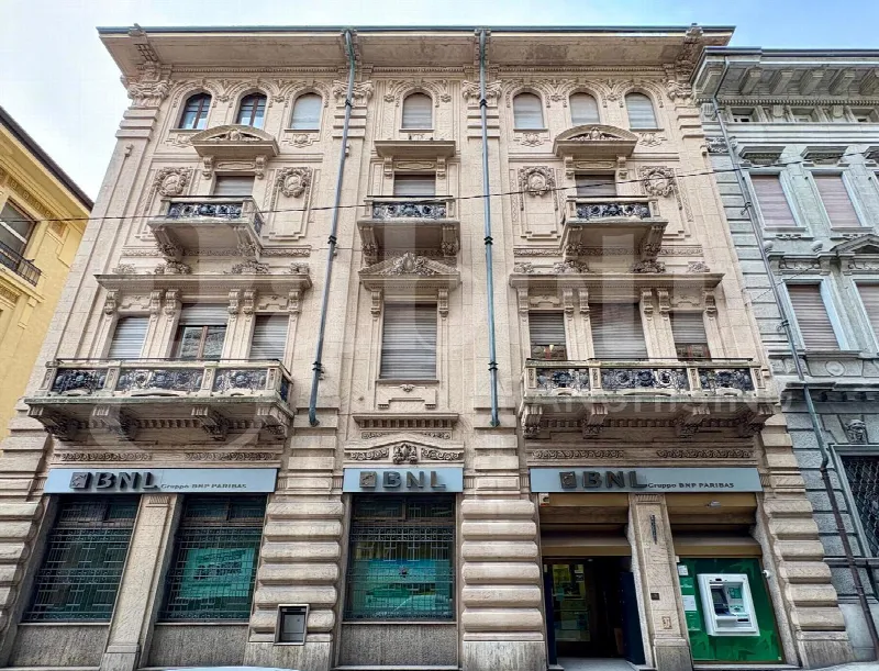 Palazzo/Stabile in vendita a Carrara, Centro - foto 1