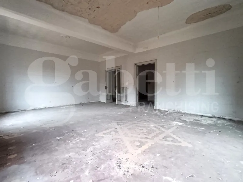 Palazzo/Stabile in vendita a Carrara, Centro - foto 10