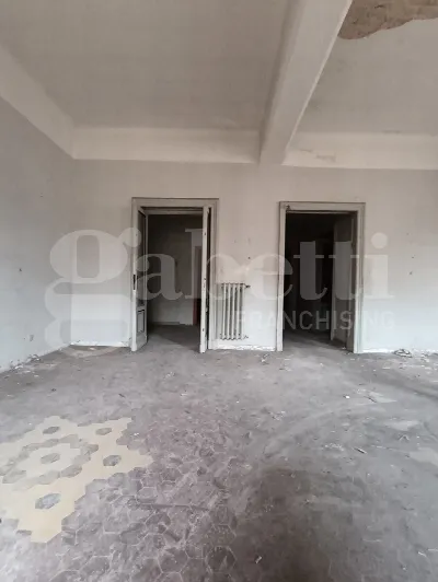 Palazzo/Stabile in vendita a Carrara, Cent... - foto 9