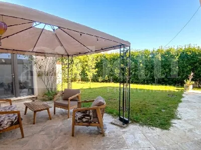 Casa Indipendente a Carrara