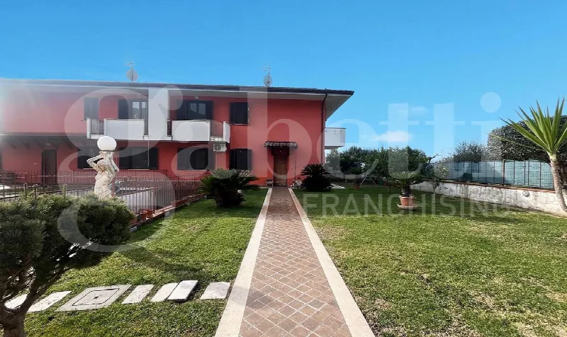 Casa Indipendente in vendita a Pastorano - foto 1