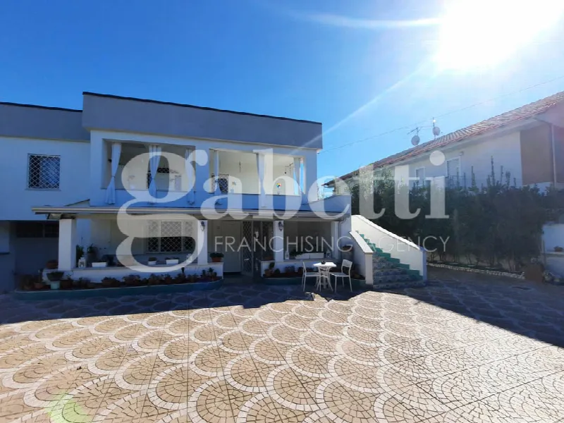Villa in vendita a Giugliano in Campania - foto 1