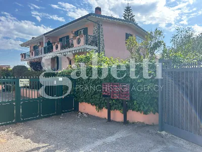 Casa Indipendente in vendita a Giugliano i... - foto 3