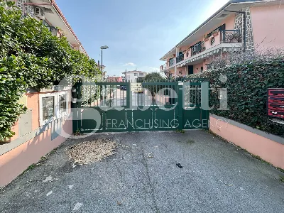 Casa Indipendente in vendita a Giugliano i... - foto 4