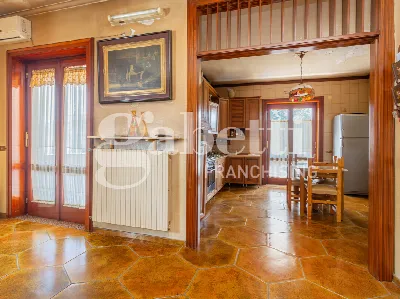 Palazzo/Stabile in vendita a Mugnano di Na... - foto 3