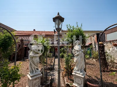 Palazzo/Stabile in vendita a Mugnano di Na... - foto 10