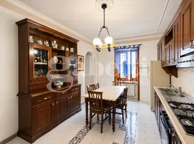 Palazzo/Stabile in vendita a Mugnano di Na... - foto 4