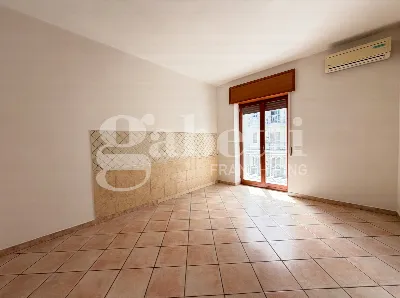 Appartamento in vendita a Mugnano di Napol... - foto 2