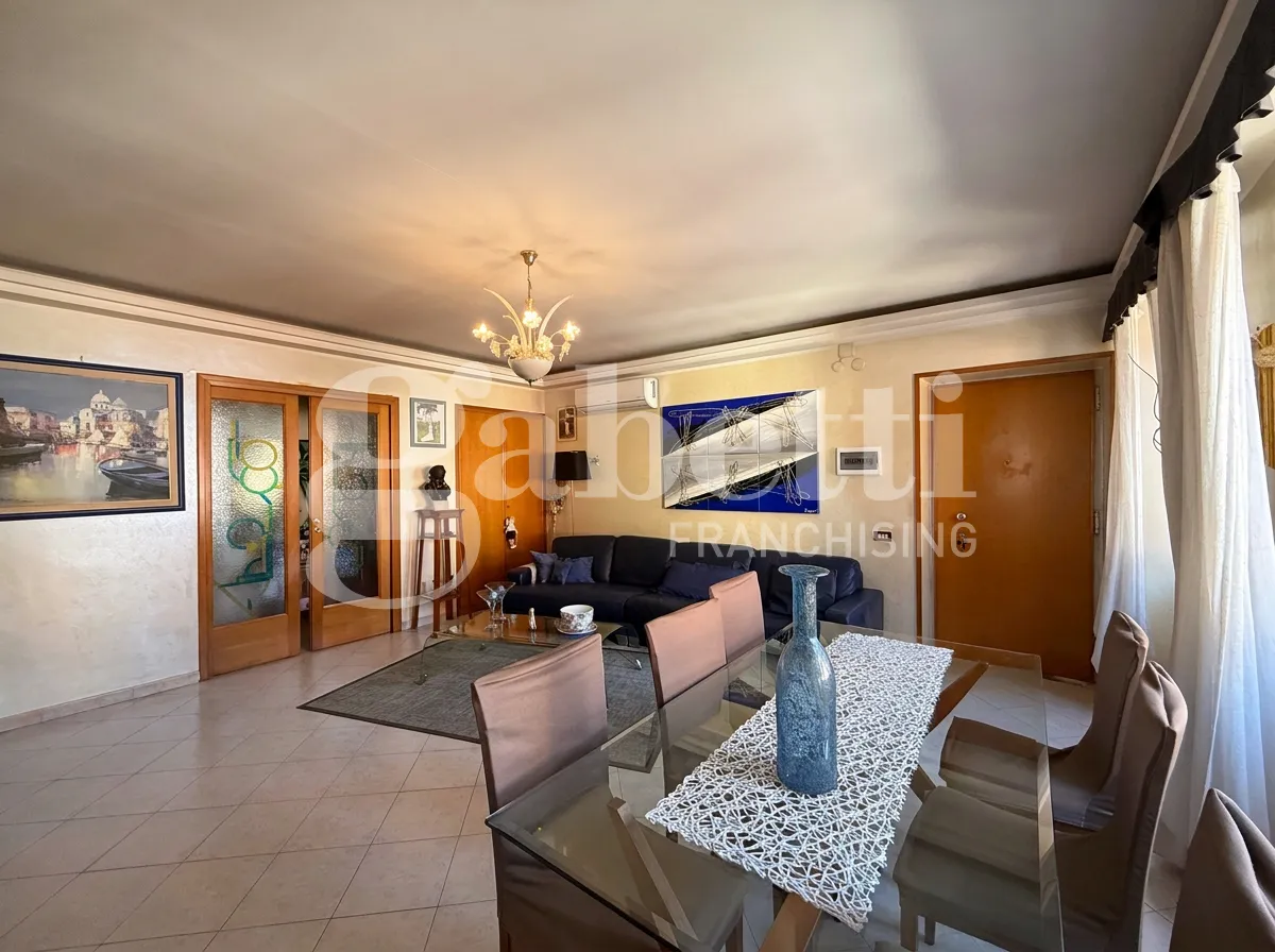 Palazzo/Stabile in vendita a Mugnano di Napoli - foto 3