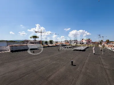 Palazzo/Stabile in vendita a Mugnano di Na... - foto 4