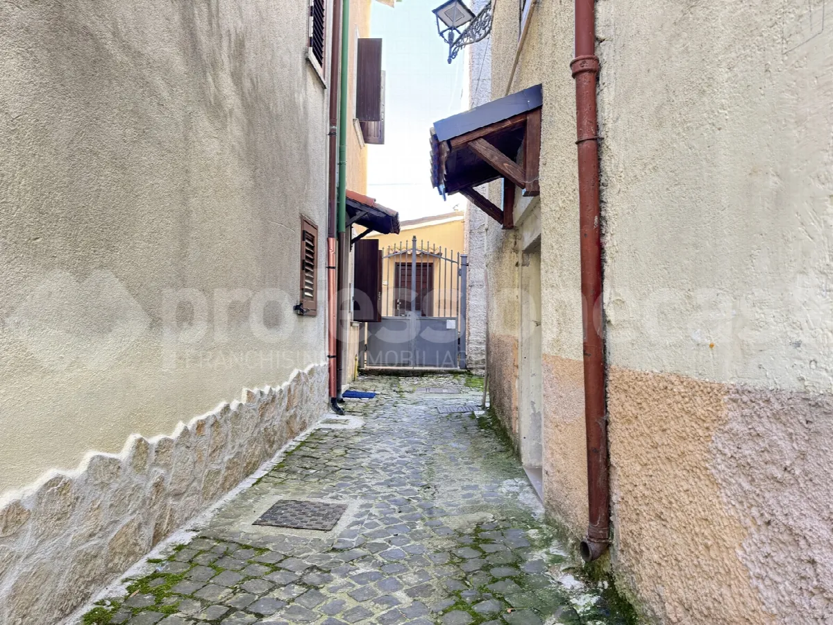 Casa Indipendente in vendita ad Alfedena - foto 2