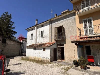 Casa Indipendente a Ateleta