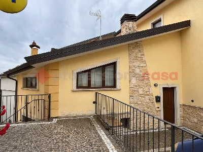Casa Indipendente in vendita a Castel di S... - foto 2