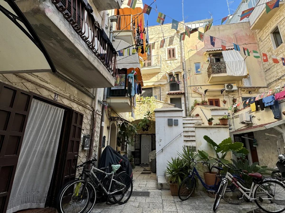 Palazzo/Stabile in vendita a Bari, Borgo Antico, Murat, Madonnella - foto 3