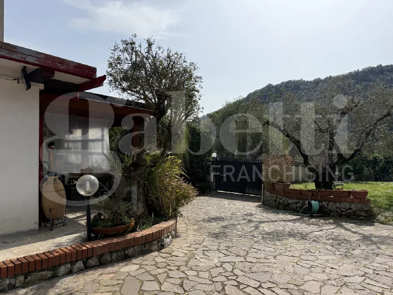 Casa Indipendente in vendita a Formia - foto 10
