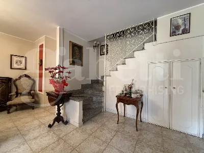 Casa Indipendente in vendita a Formia - foto 2