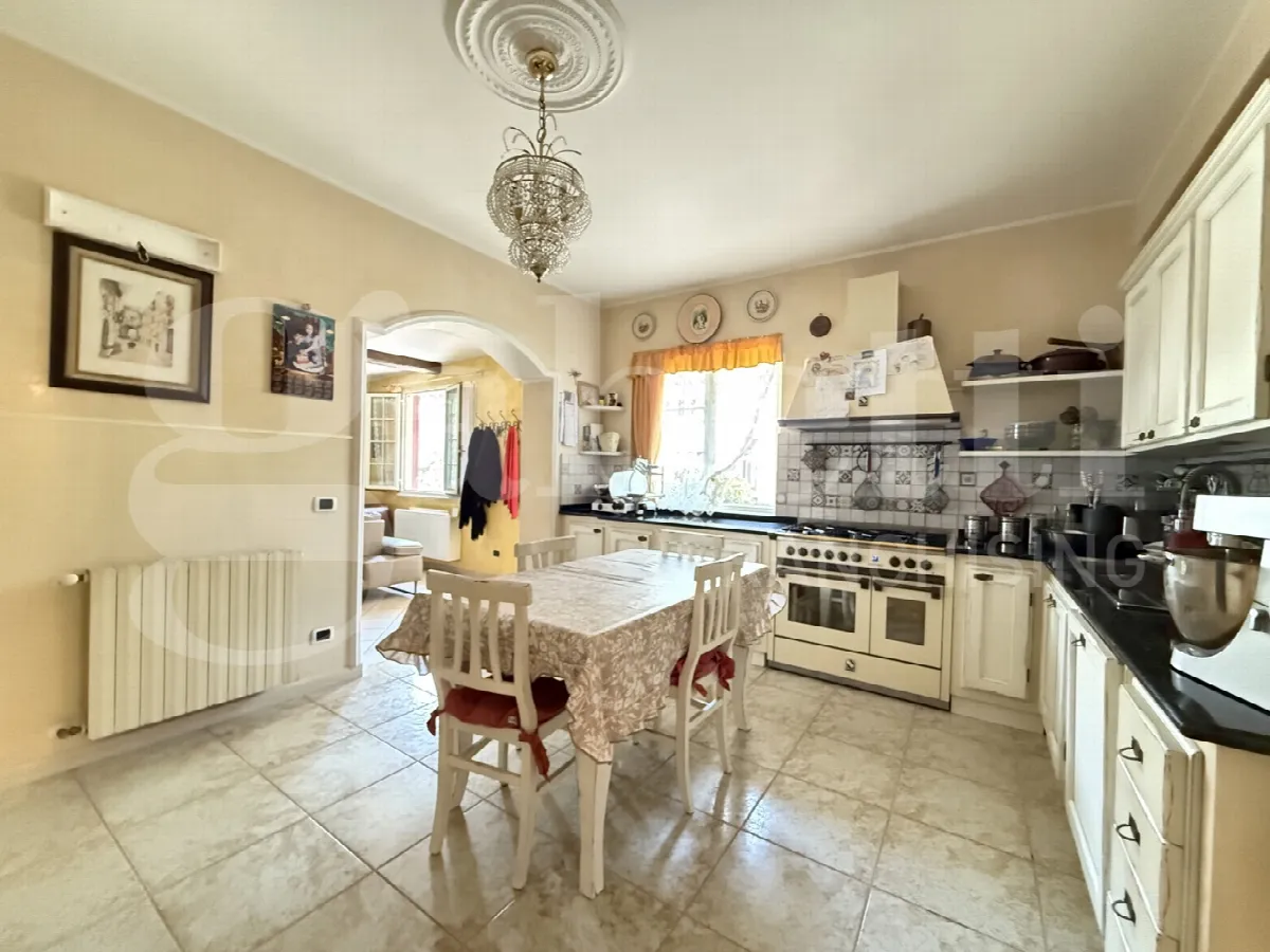 Casa Indipendente in vendita a Formia - foto 4