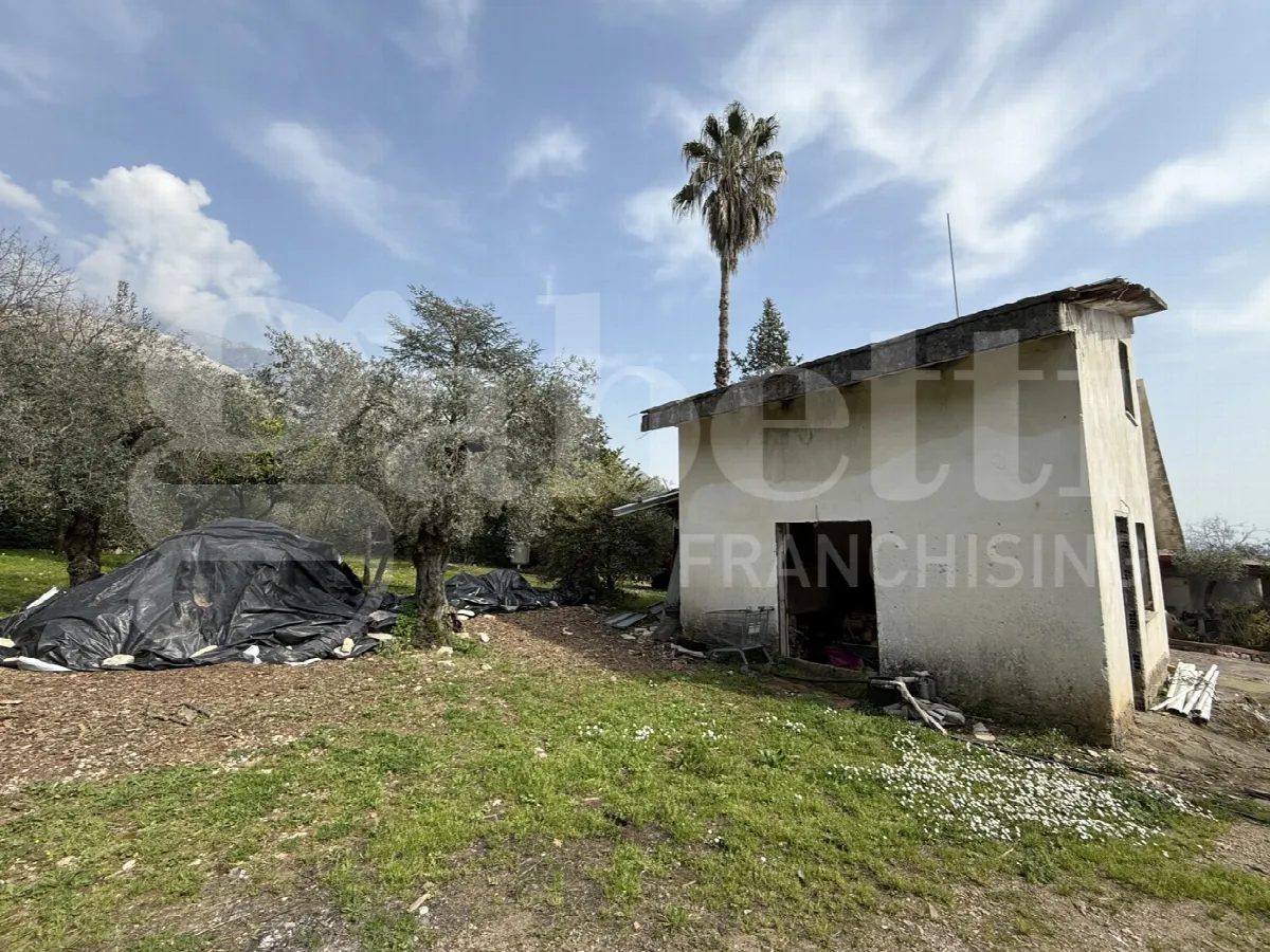 Rustico/Casale in vendita a Formia - foto 2