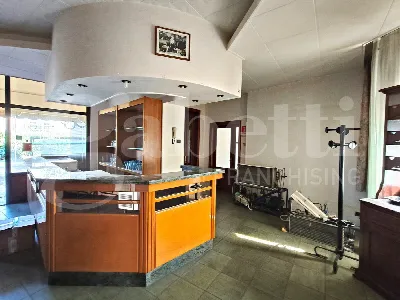 Palazzo/Stabile in vendita a Massa Martana - foto 2