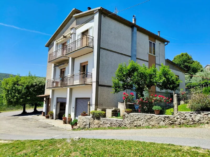 Appartamento in vendita a Amelia - foto 1