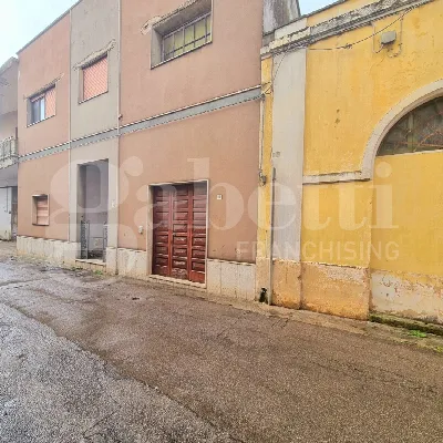 Palazzo/Stabile in vendita a Racale - foto 3