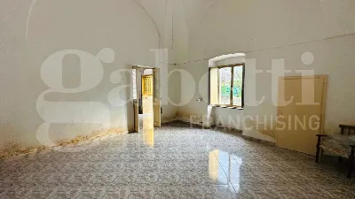 Casa Indipendente a Alliste
