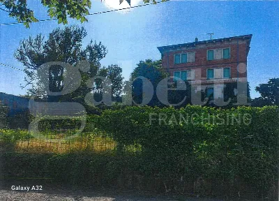Palazzo/Stabile in vendita a Fiorenzuola d... - foto 8