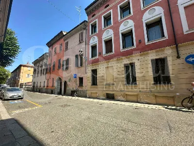 Appartamento in vendita a Piacenza, Centro - foto 1