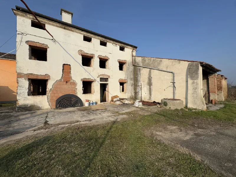 Rustico/Casale in vendita a Orgiano - foto 2