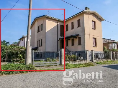 Casa Indipendente in vendita a Gallarate - foto 1