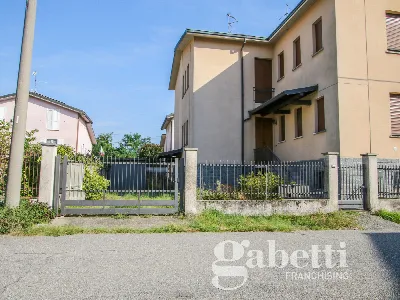 Casa Indipendente in vendita a Gallarate - foto 3