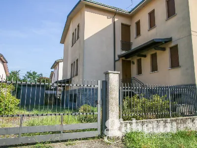 Casa Indipendente in vendita a Gallarate - foto 4
