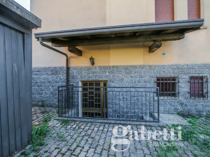 Casa Indipendente in vendita a Gallarate - foto 9