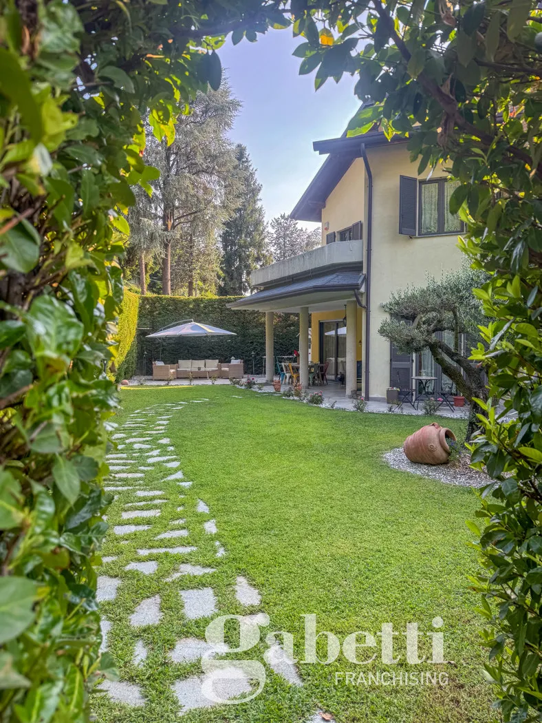 Casa Indipendente in vendita a Gallarate - foto 3