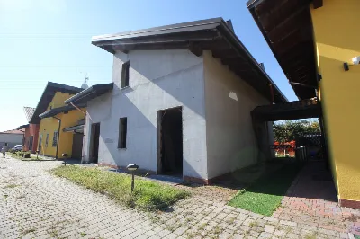 Villetta a schiera in vendita a Fagnano Ol... - foto 7
