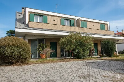 Villetta a schiera a Rescaldina
