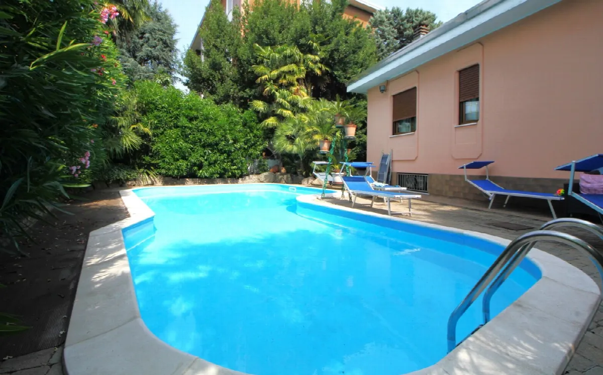 Villa in vendita a Legnano - foto 2