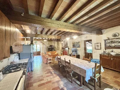 Rustico/Casale in vendita a Langhirano - foto 2