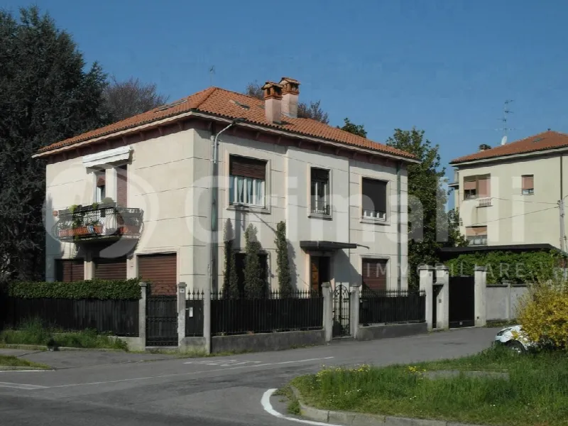 Villa in vendita a Carate Brianza - foto 3