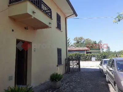Casa Indipendente in vendita a Veroli - foto 2