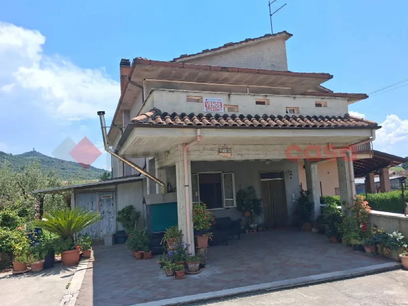 Casa Indipendente in vendita a Veroli - foto 1