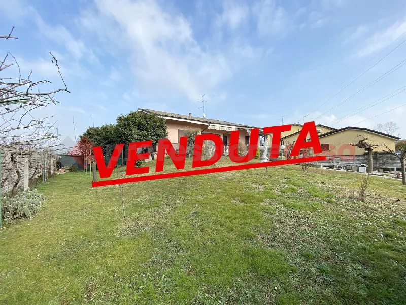 Villetta a schiera in vendita a Arcene - foto 1
