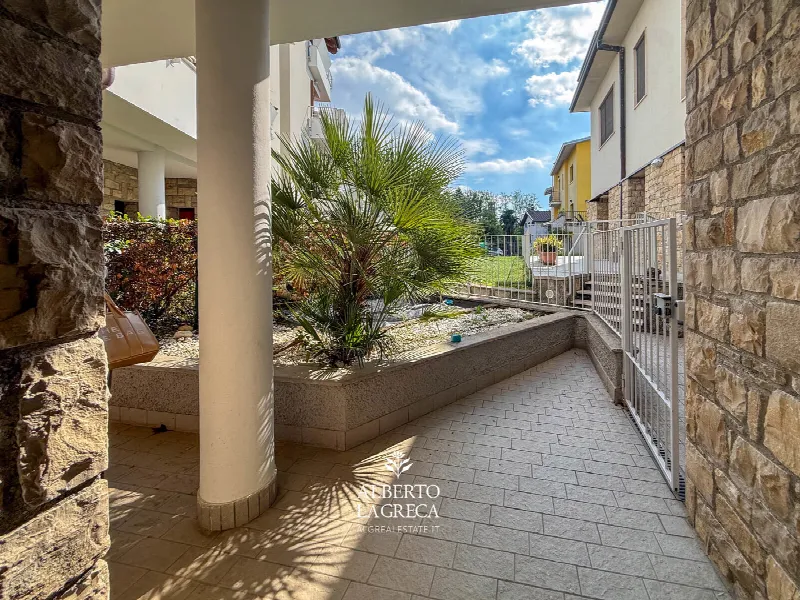 Appartamento in vendita a Usmate Velate - foto 10