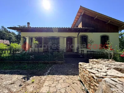 Casa Indipendente in vendita a Calenzano - foto 1