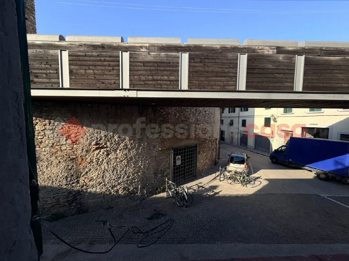 Casa Indipendente in vendita a Prato, Centro - foto 5
