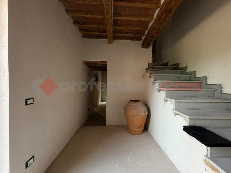 Casa Indipendente in vendita a Carmignano - foto 3