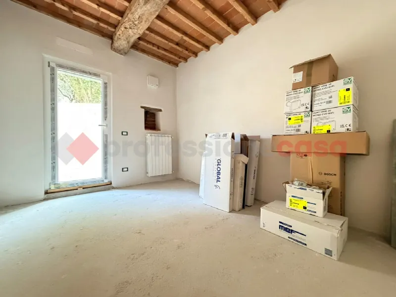 Casa Indipendente in vendita a Carmignano - foto 8