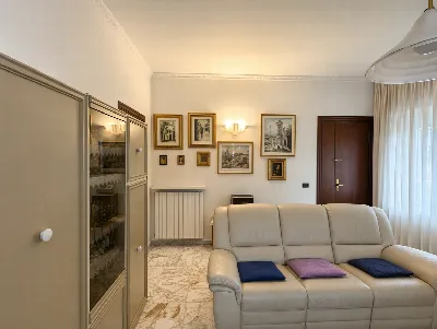 Appartamento in vendita a Napoli, San carl... - foto 8