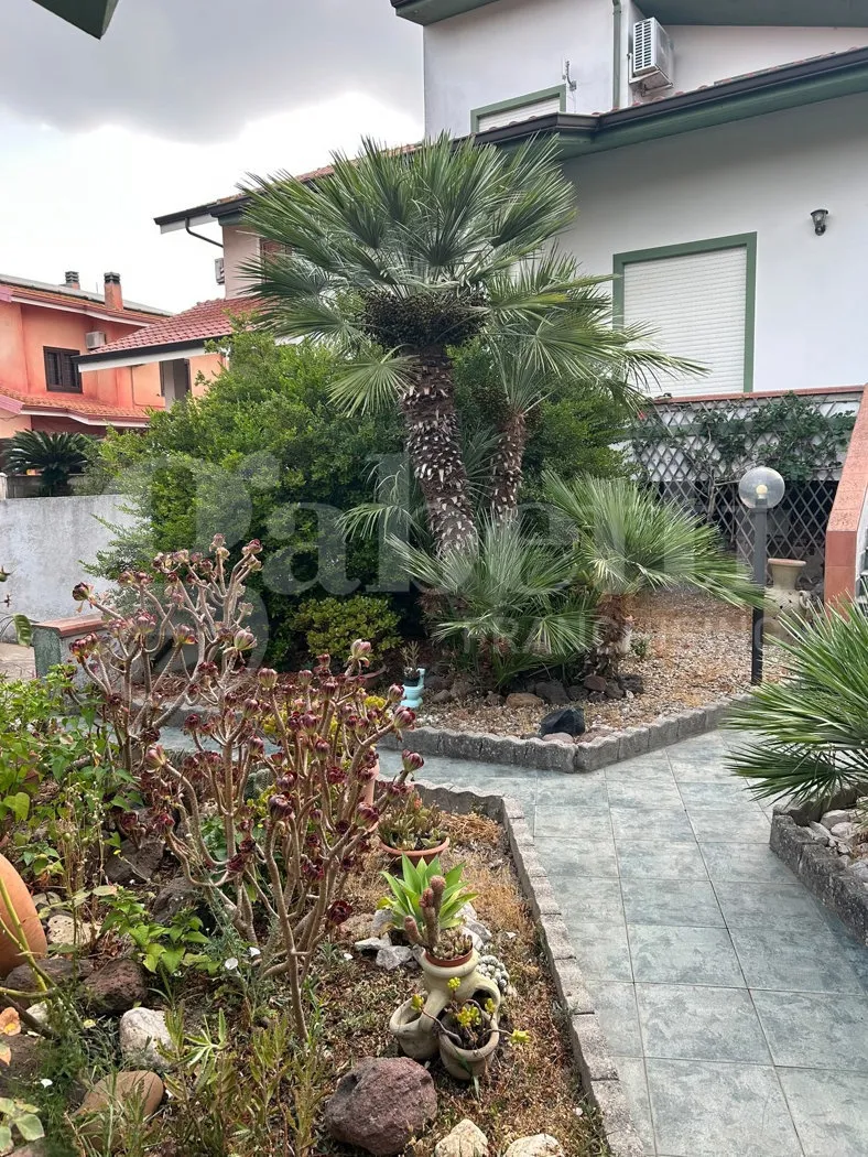 Rustico/Casale in vendita a Santa Giusta - foto 2