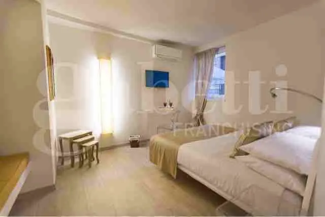 Appartamento in vendita a Verona, Centro - foto 2